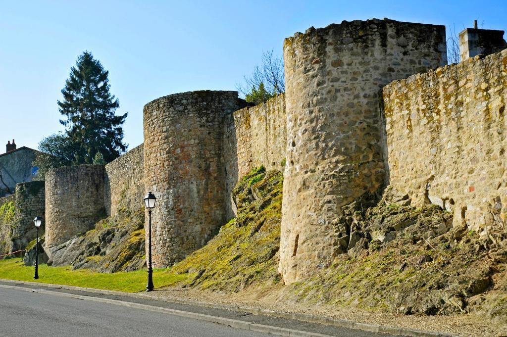 Hôtel Maison Saint Jacques à Parthenay Extérieur photo